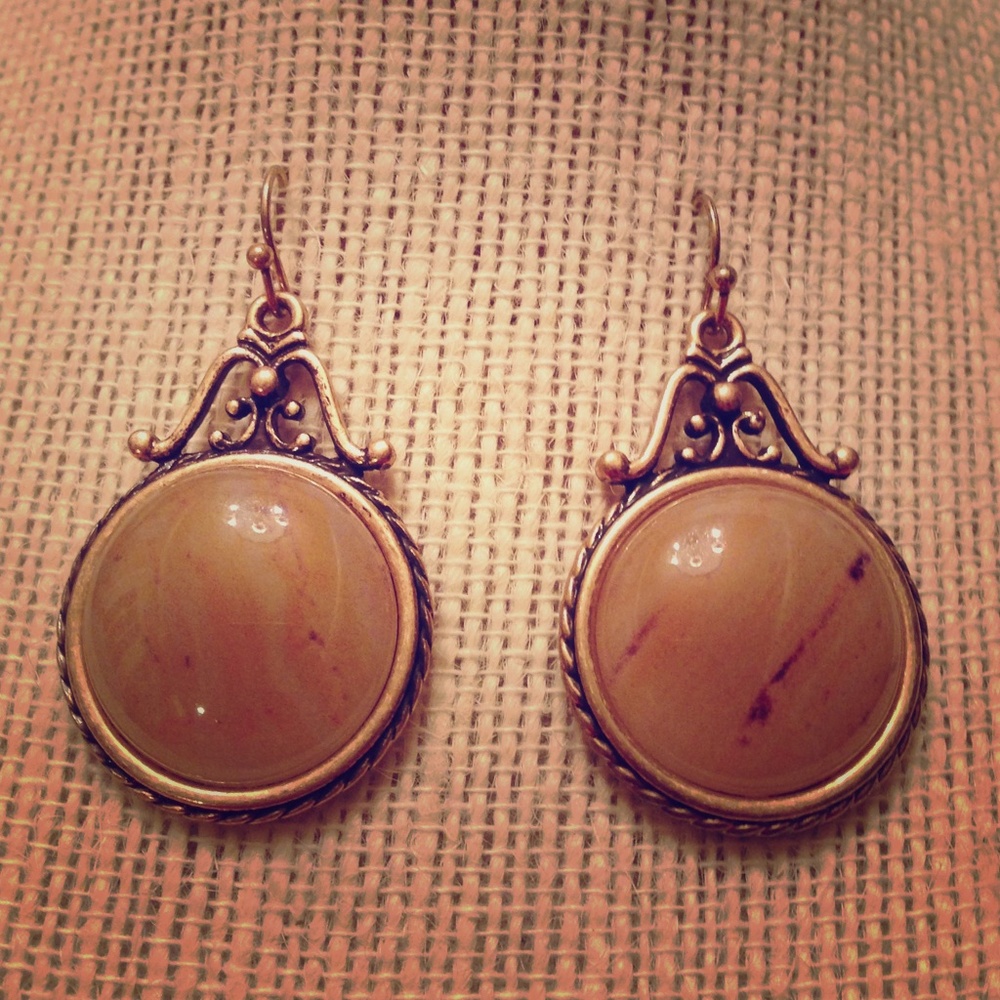 🎻Lovely vintage style brown‎ earrings🎻
